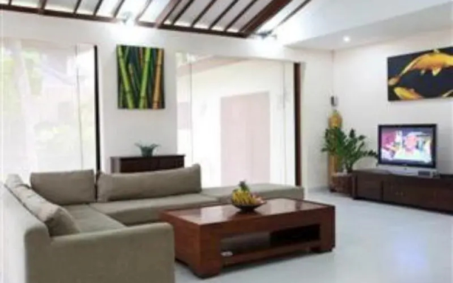 Aisha Family Villa