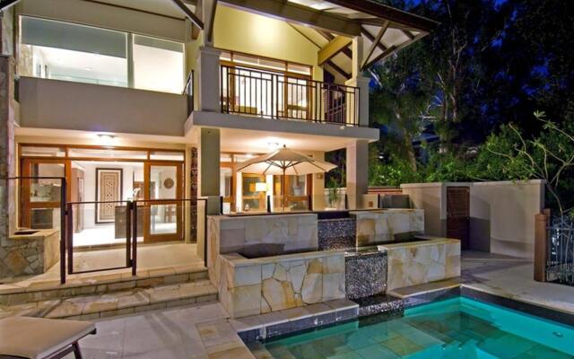 5 Star Luxury Villa 113 @ Sea Temple Palm Cove