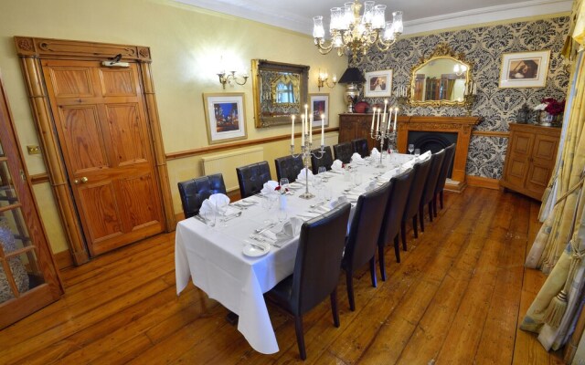 Angmering Manor