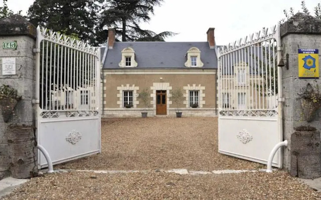 Chambres et tables dhôtes Le Voriou