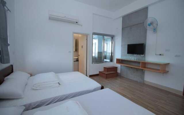 Golden Station Hot Spring