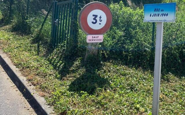 Suite Junior Omaha Beach (Adults Only)