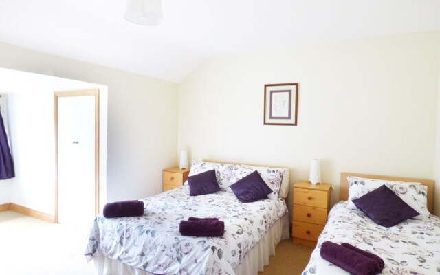 Kiltartan House 2B