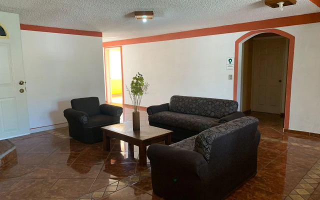 Hotel & Suites Cerro Rojo