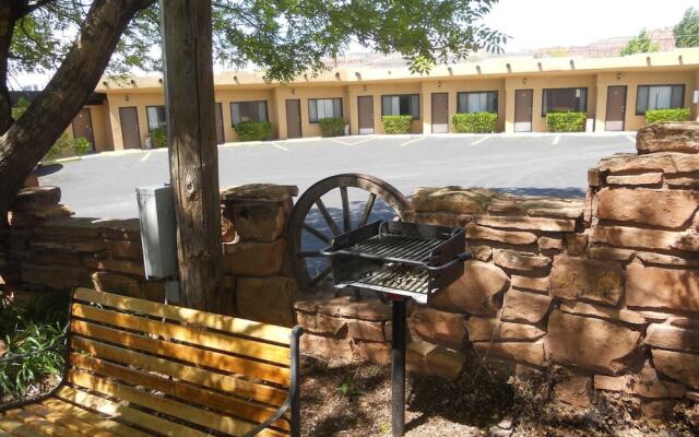 Redrock Country Inn