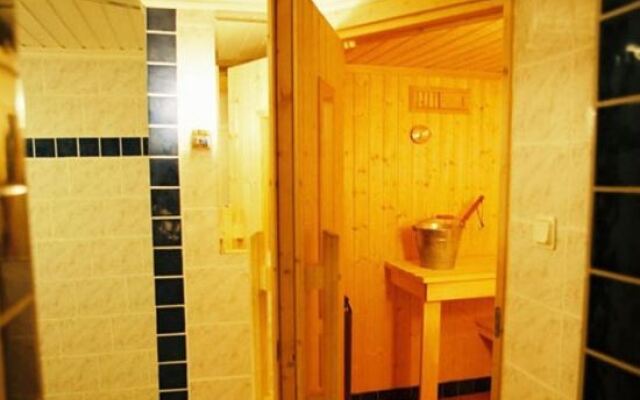 STF Villa Lowar B&B