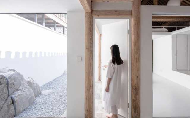 Welcome Home Designer's Courtyard - Tsuo