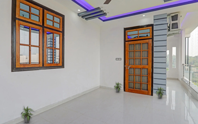 Townhouse Relax Inn
