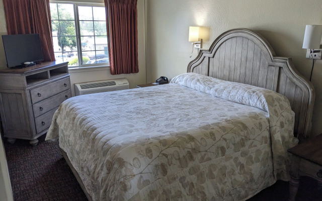 Hi-Lo Motel, Cafe and RV Park Mount Shasta Area