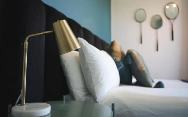 Rose Gold @The Winchester