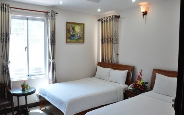Sky Luck Hotel
