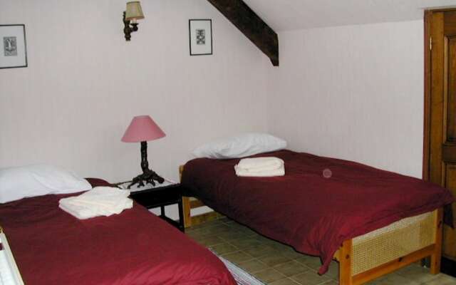 House With 2 Bedrooms in Payrac, With Pool Access, Enclosed Garden and