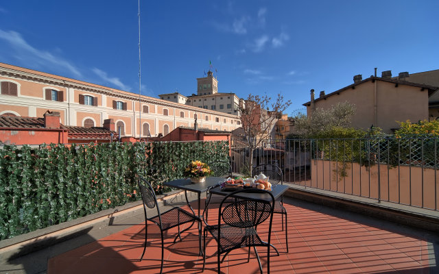 Trevi Palace Luxury Inn