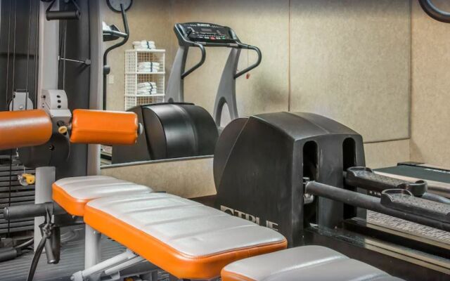 Country Inn & Suites By Radisson, Battle Creek, MI