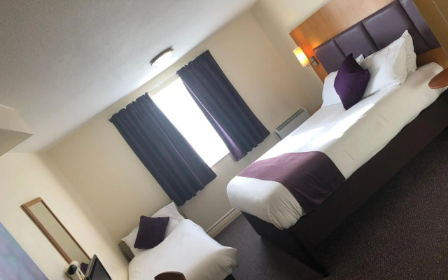 Purple Roomz