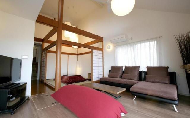 iHouse あたみんち