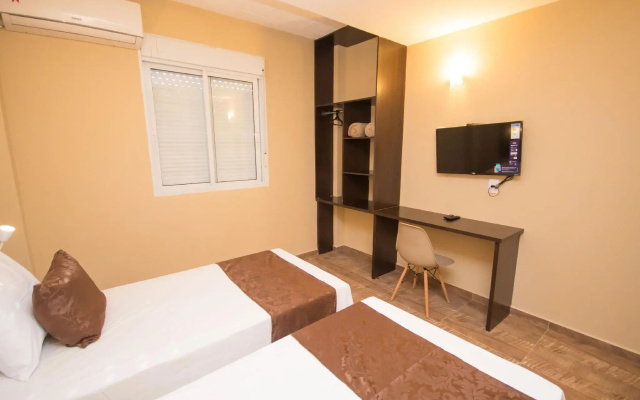 Rexton Hotel