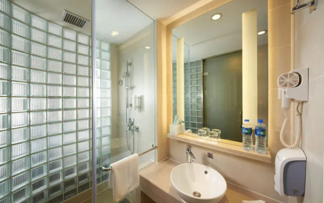 Holiday Inn Express Zhengzhou Airport, An Ihg Hotel