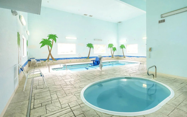 Spark by Hilton St. Robert Fort Leonard Wood