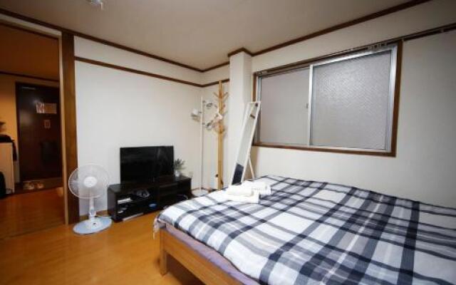 Local Tenjin Apartment