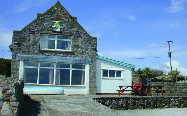 YHA Port Eynon