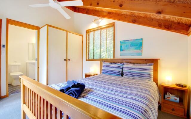 Planula Bed & Breakfast Retreat