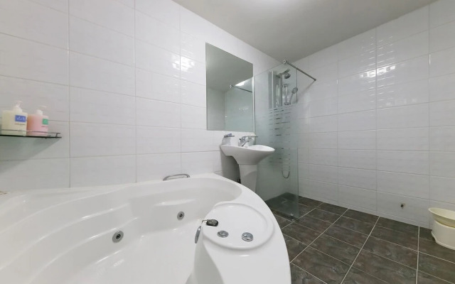 Asan Soluna Hotel