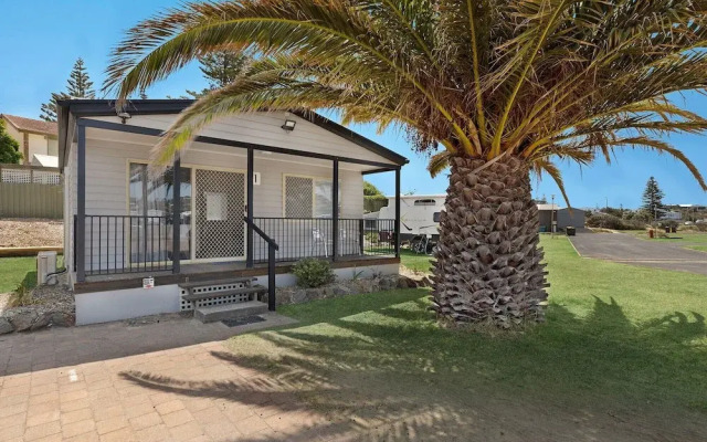 Moana Beach Tourist Park