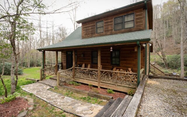 stayNantahala - Smoky Mountain Cabins