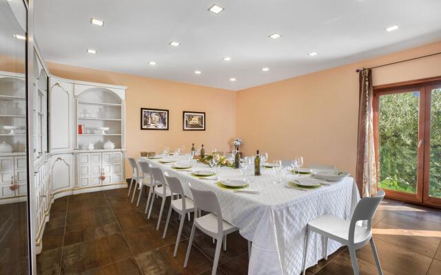 Luxury villa with marvellous terrace overlooking the sea-VILLA LILIANA