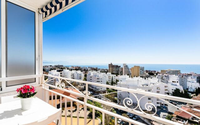 Acuario 118 great  Sea views