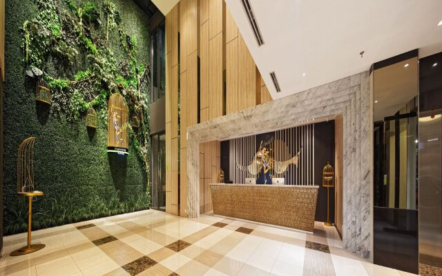 MaxOneHotels.com at Platinum Hayam Wuruk Jakarta
