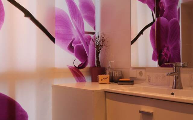 Apartament Gaudi Barcelona Rentals