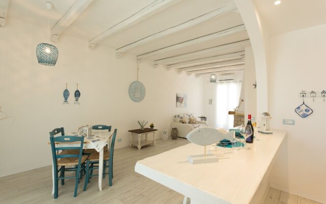 Acqua Azzurra Holiday Home