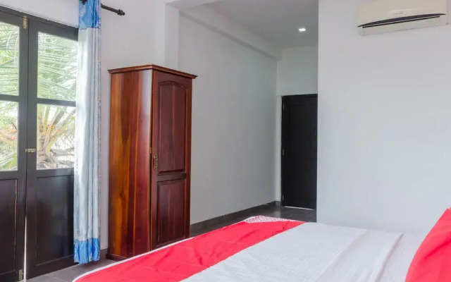 OYO 406 Moya Hotel & Beach Resort