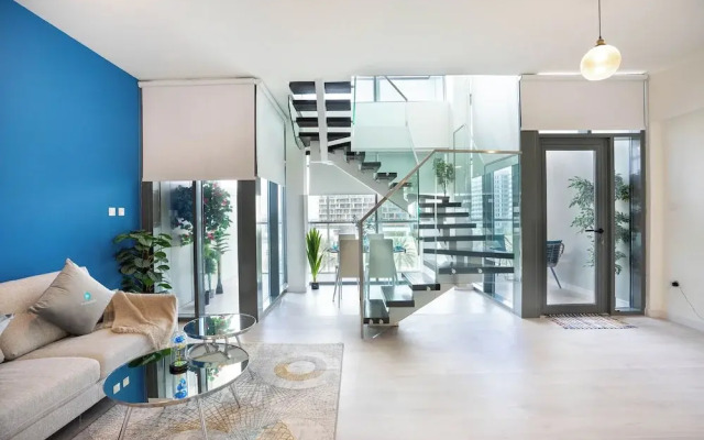 Bloomfields Iconic 2BR Duplex Apartment