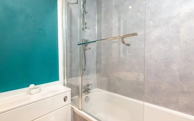 2bed-ground Floor-free Parking