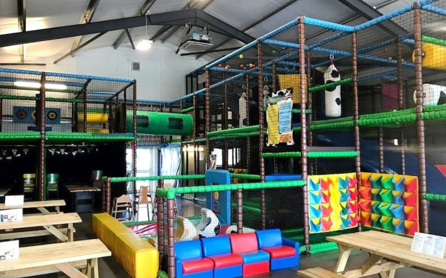 Nine Yards Farrington's Family Glamping