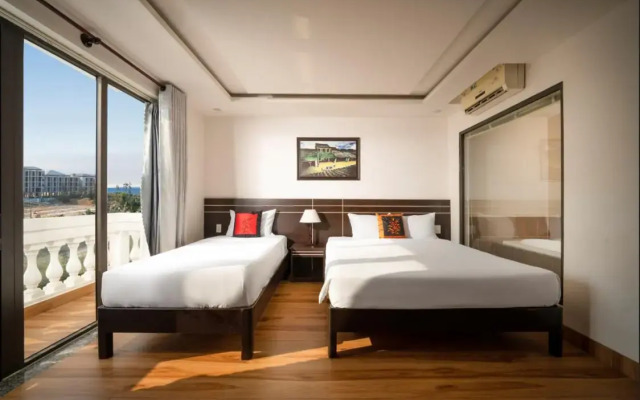 Viet Long Hoi An Beach Hotel