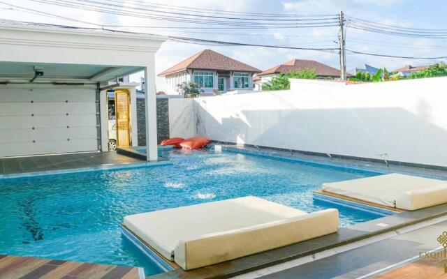 Exquisite Pool Villa J