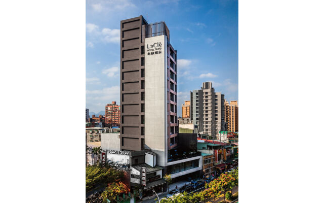 Lacle Hotel - Luzhou Taipei