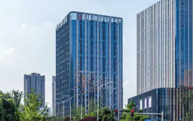 Theme Care U Well Hotel (Chengdu East Railway Station 468)