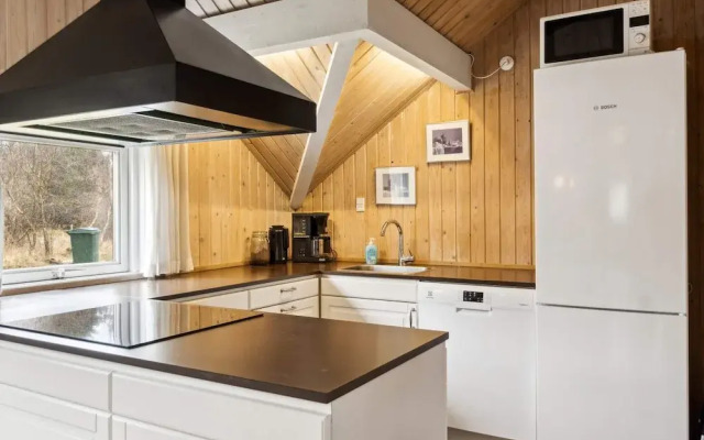 6 Person Holiday Home in Rodby