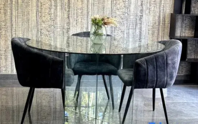 Luxurious Messe Luxe 4-bed Apartment CBD