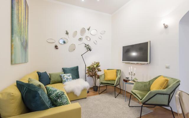 GMApartments (ДжиЭмАпартментс) на улице Малая Никитинская