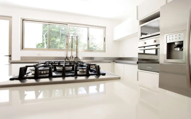 Bahia Principe Vacation Rentals - Three-Bedroom House