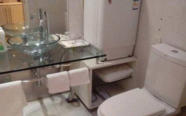 Jiarong Apartment Hotel
