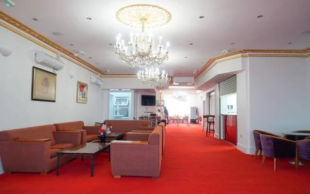 Clapham South Belvedere Hotel