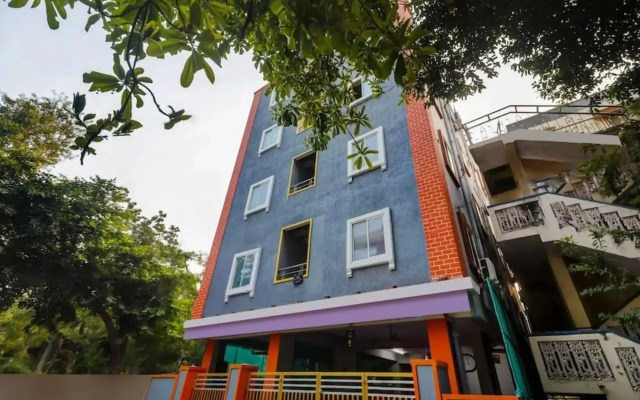 Srinidhi Inn by OYO Rooms