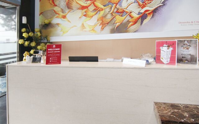 ZEN Premium Near Rumah Mode